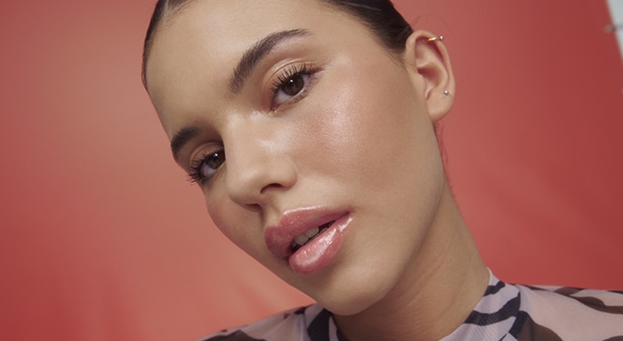 Comment réaliser une bouche pulpeuse avec du maquillage